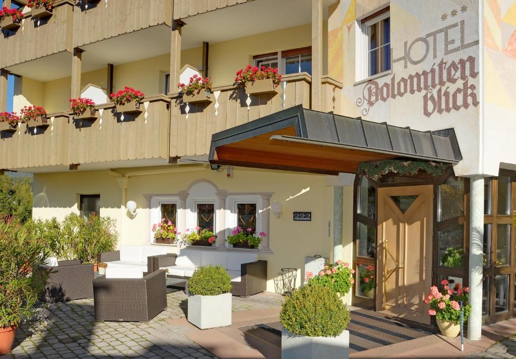 Hotel Dolomitenblick Collalbo Kültér fotó